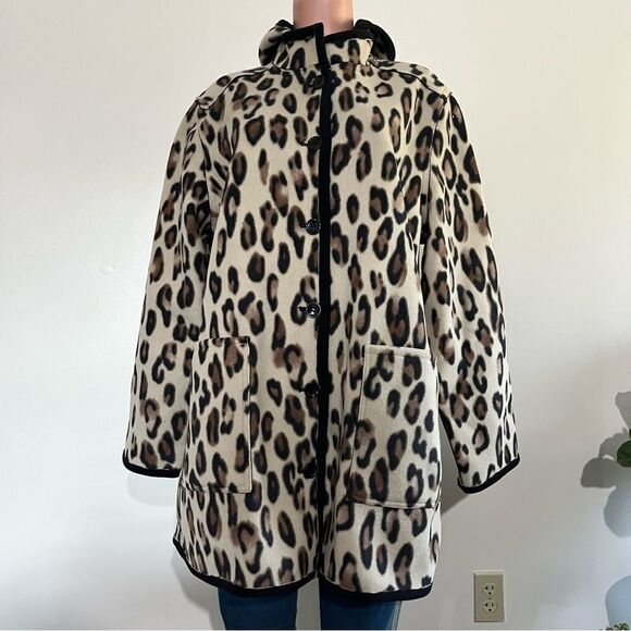 Susan Graver Weekend Reversible Sherpa & Polar Fleece Coat - Picture 4 of 7